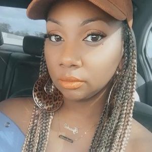 Meet your Posher, Tyesha